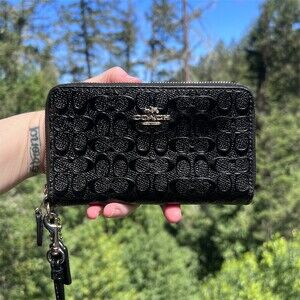 COACH Double Zip Wallet Black Embossed Patent Leather Detachable Wristlet Strap